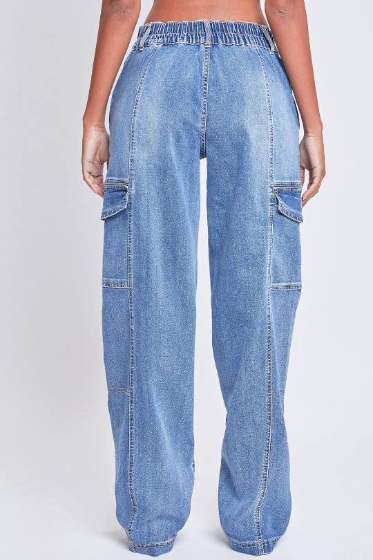 Women's Junior High-Rise Straight Cargo Jeans