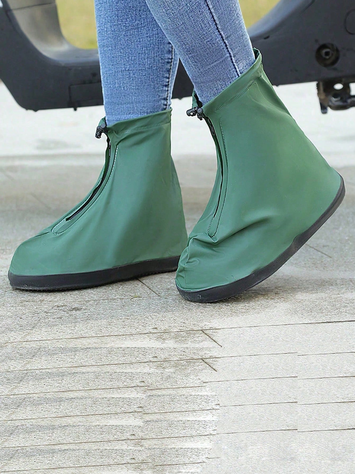 Rainshield Zip-Up Waterproof Shoe Covers
