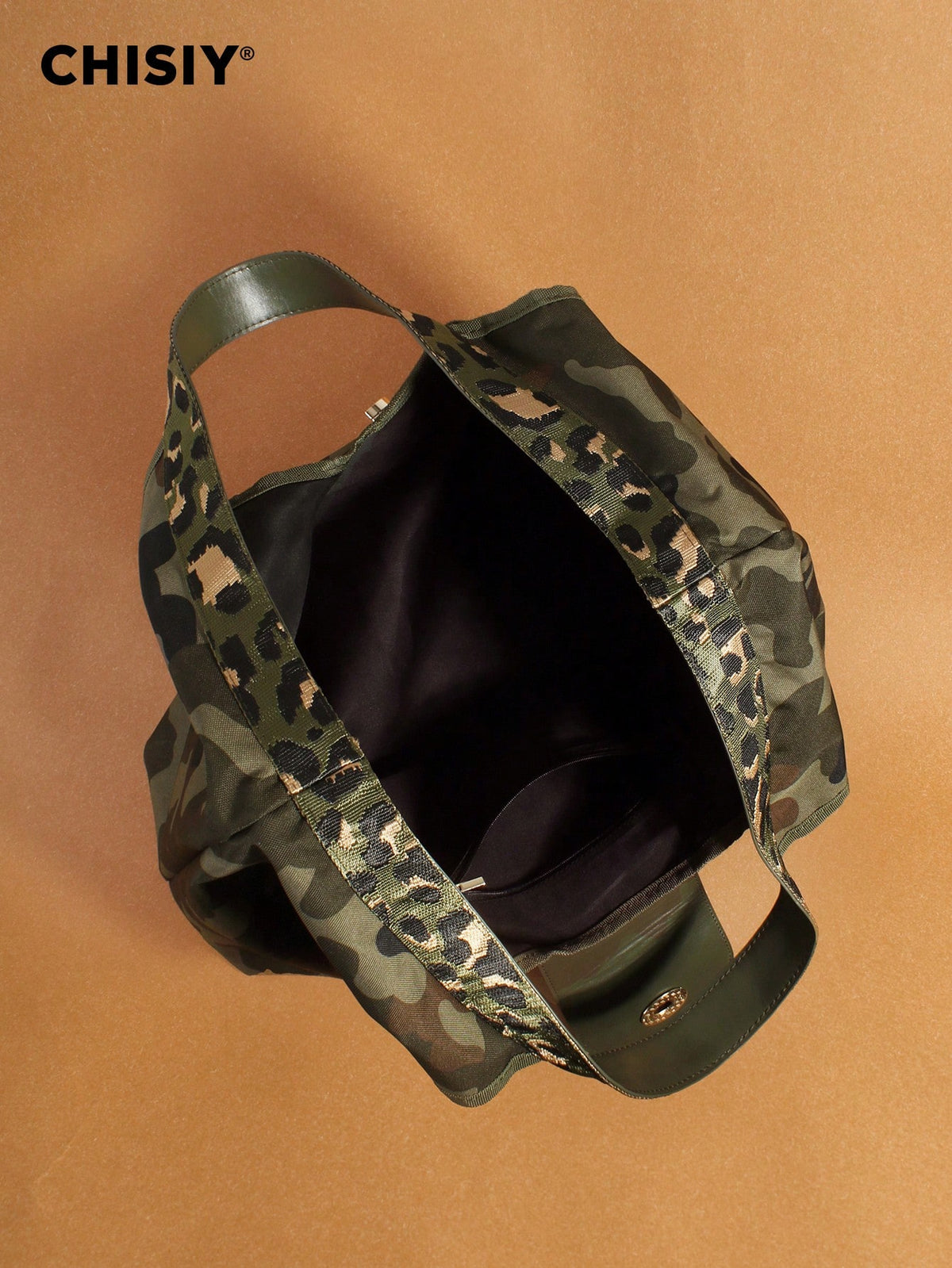 Wildwood Carryall Camouflage Tote Bag