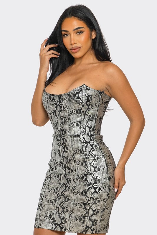 1 vestido ajustado Serpentine Glamour