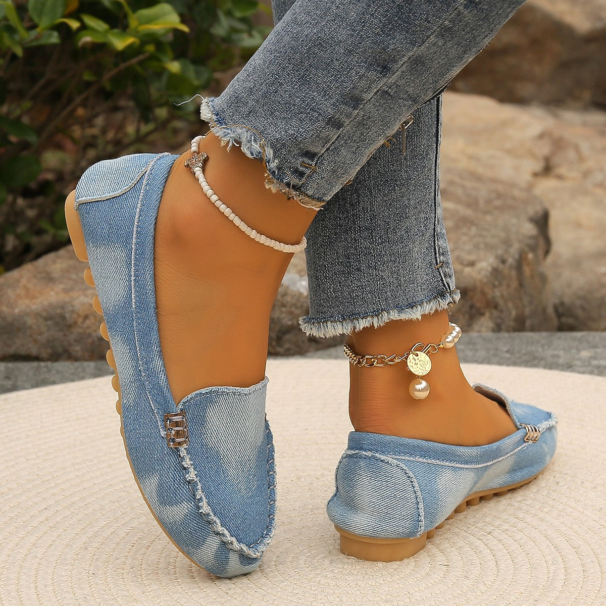 Mocasines planos con punta redonda