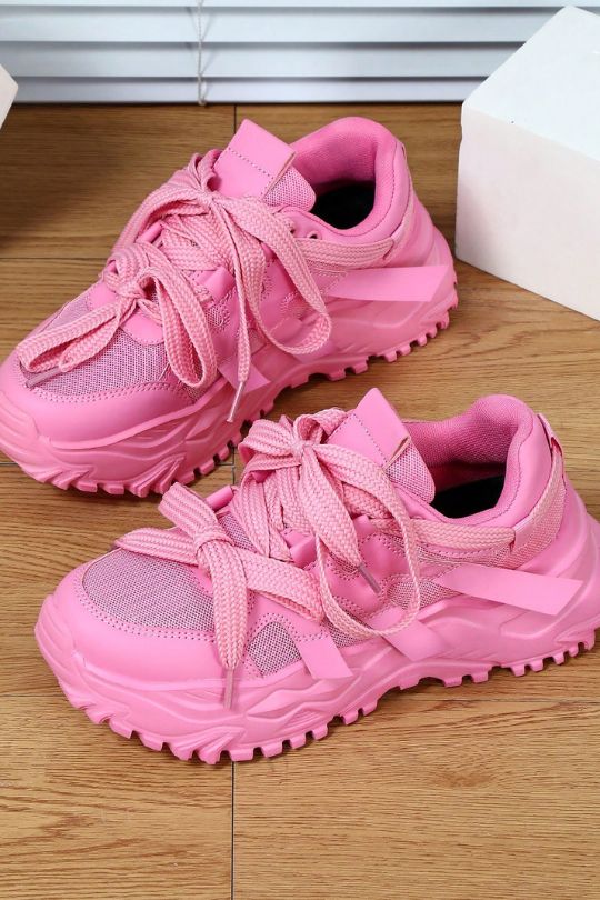 Chunky Layered Sole Low-Top Sneakers