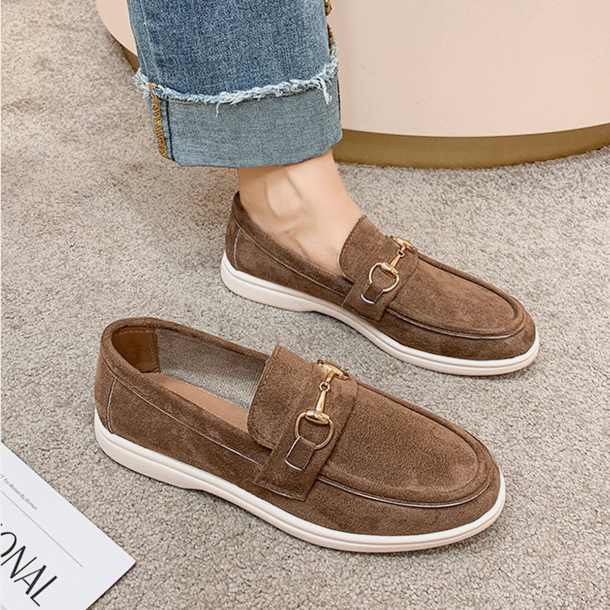 1 mocasines casuales de ante con hebilla de PU para mujer