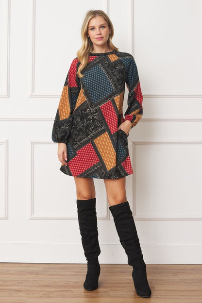 Vestido mini con mangas de obispo y múltiples parches para mujer