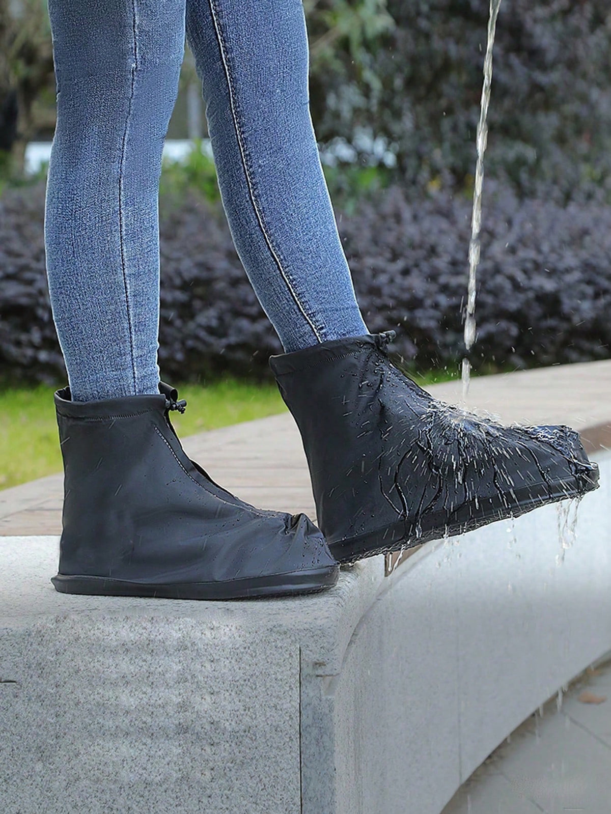 Rainshield Zip-Up Waterproof Shoe Covers