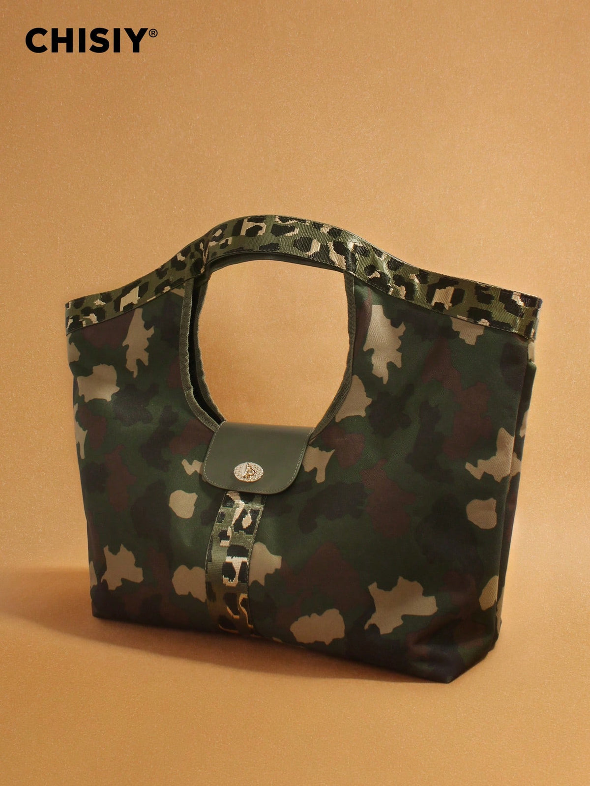 Wildwood Carryall Camouflage Tote Bag