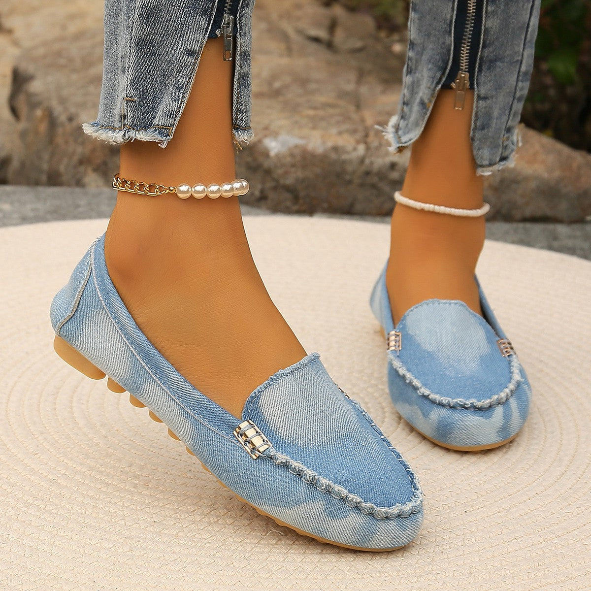 Mocasines planos con punta redonda