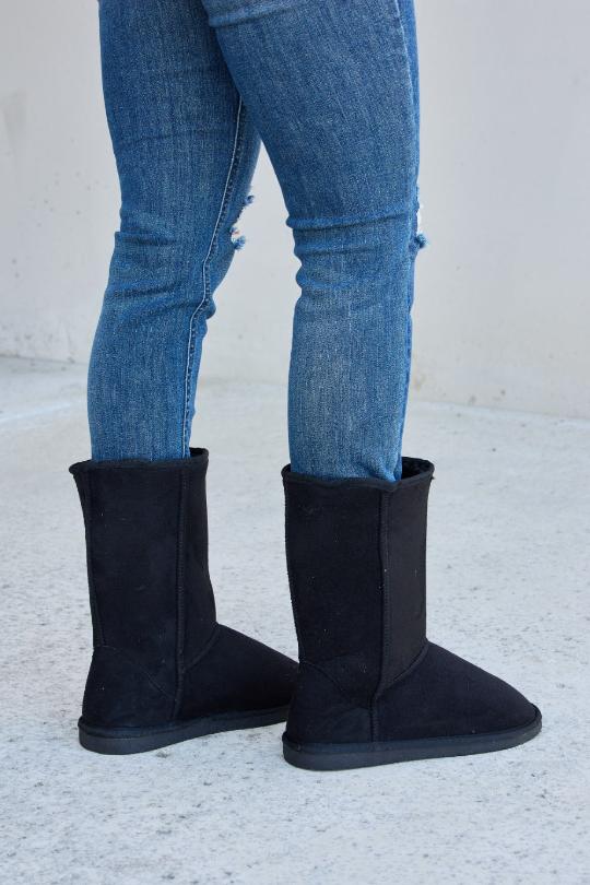 Mid Calf Thermal Lined Flat Boots