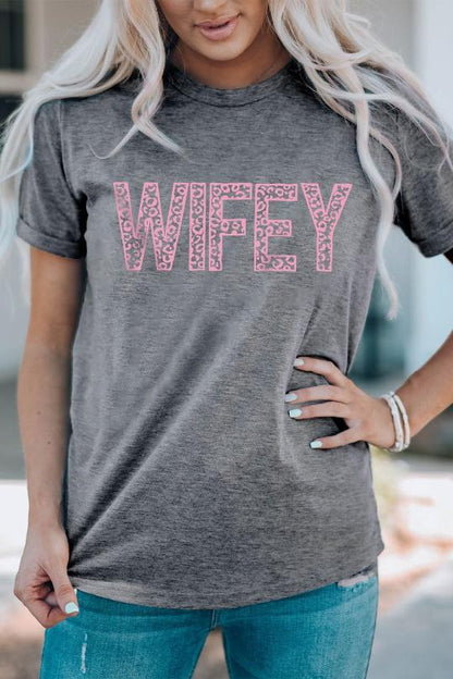 WIFEY Leopard Graphic Short Sleeve T Shirt