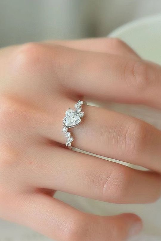 1 Carat Heart Lab Grown Diamond Ring