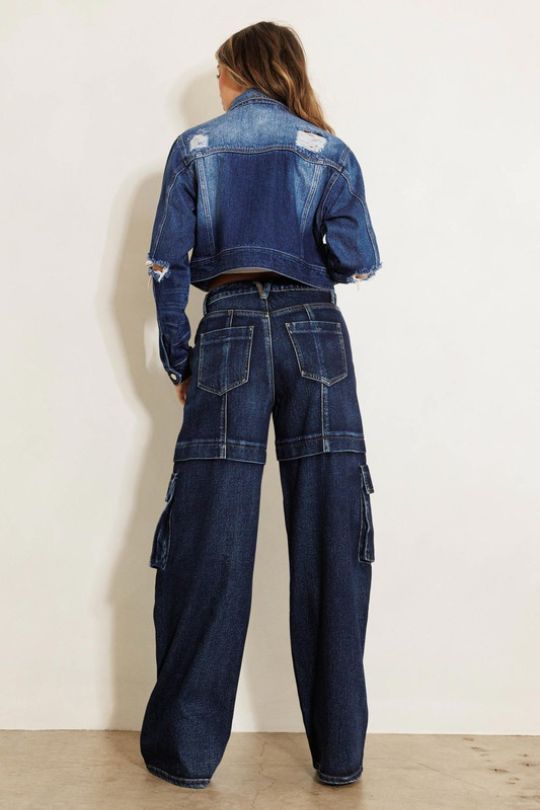 Women's Wide Cargo Pocket Jeans