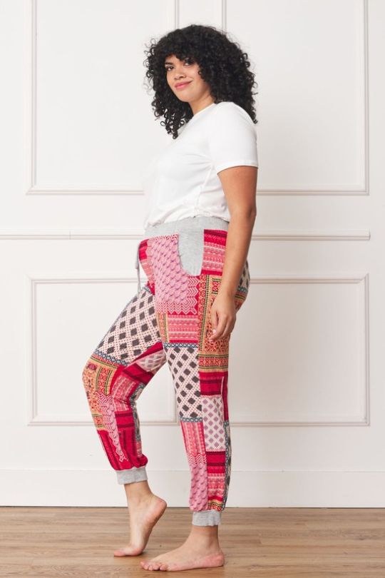 Plus Size Quilted Print Lounge Pants