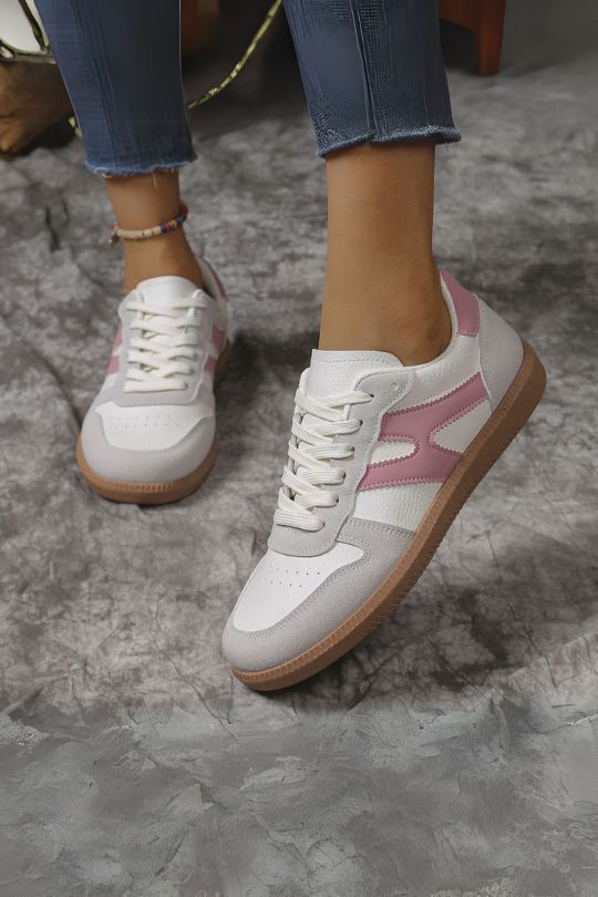 Low Top Lace Up Flat Sole Sneakers