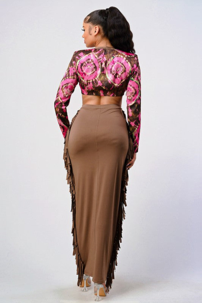 Conjunto de top corto con estampado floral y falda con borlas Athina