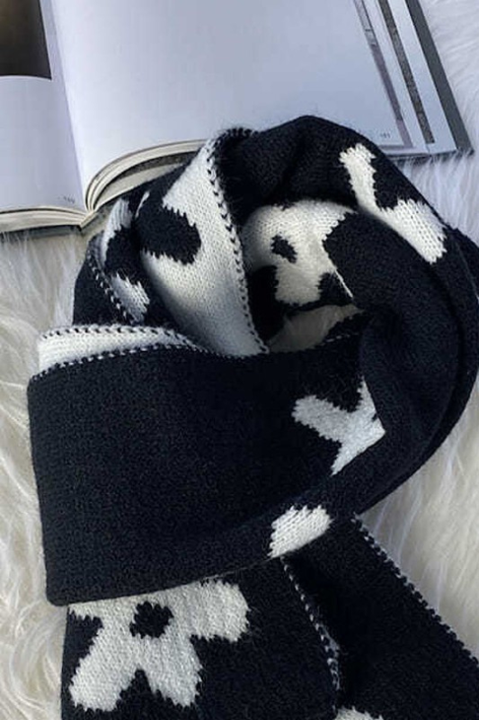 The Cozy Bloom Plush Scarf