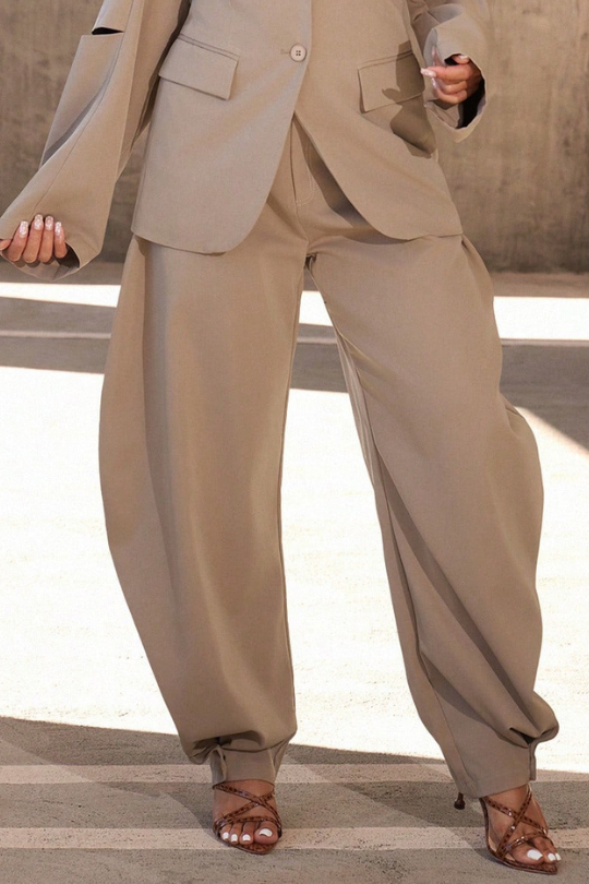 Power Moves High-Waisted Barrel Pants
