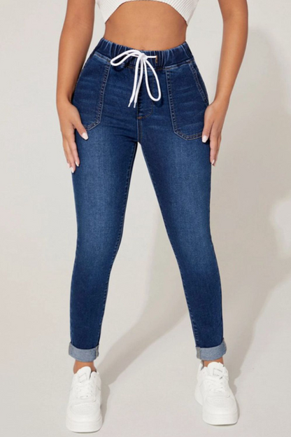 Stylish Solid Fitted Cropped Jeans