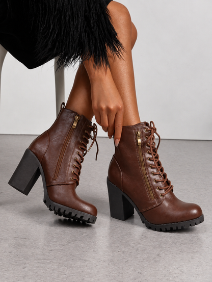 Women’s Leather Power Step Pointed-Toe Combat Boots