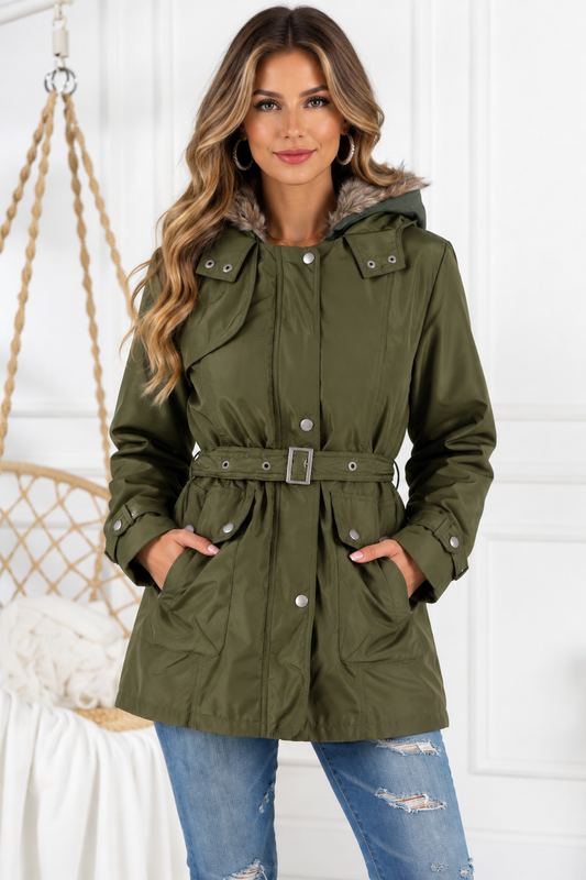 Chaqueta con capucha de tamaño completo de Ivy Lane con forro desmontable (se puede usar en tres ocasiones)