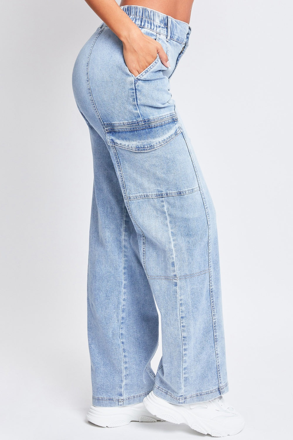 Junior High Rise Straight Leg Cargo Jeans