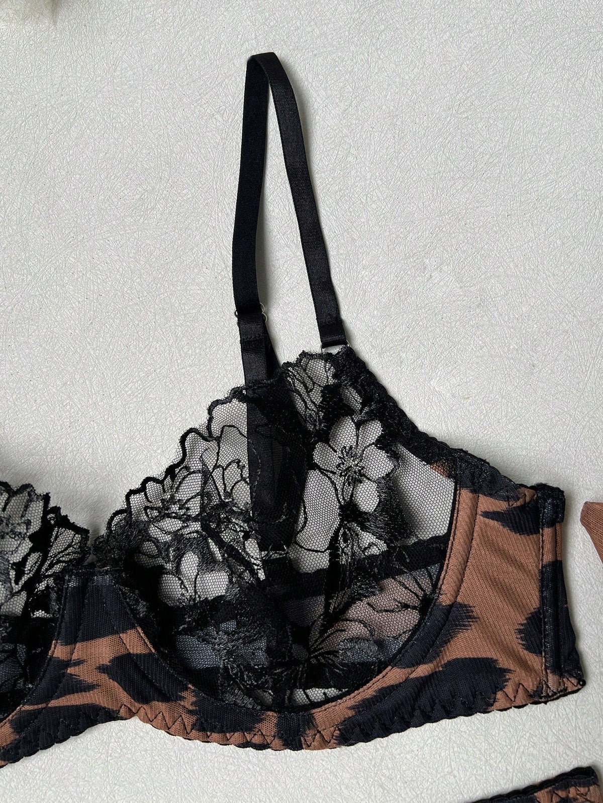 Savanna Noir Embroidered Leopard Lingerie Set