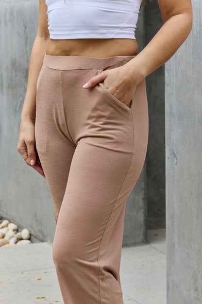 Stretchy Solid Straight Leg Pants