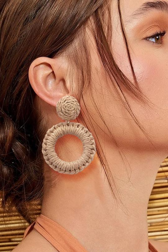 Round Dangle Raffia Palm Fiber Earrings